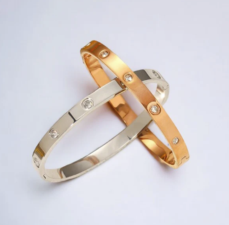 CloveLux™ Love Bracelet
